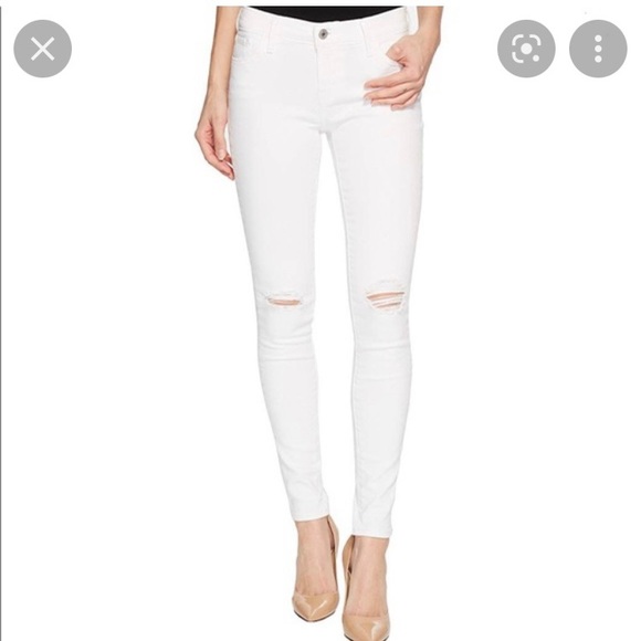 Levi’s white ripped jeans - Picture 2 of 5